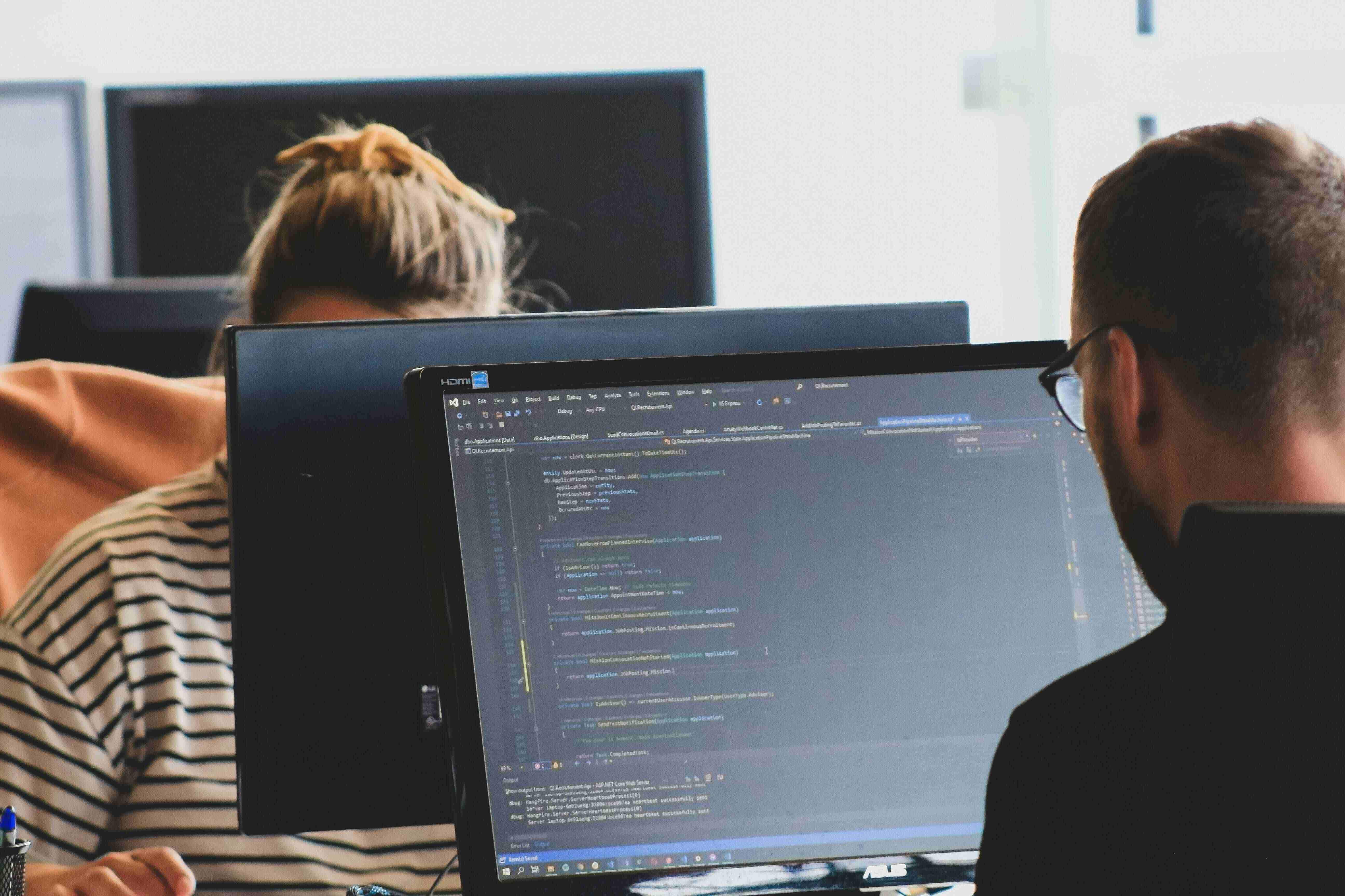 Man using a computer