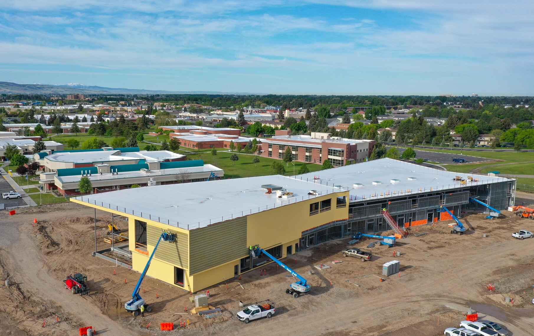 Photo of CEI Future Tech building under construction