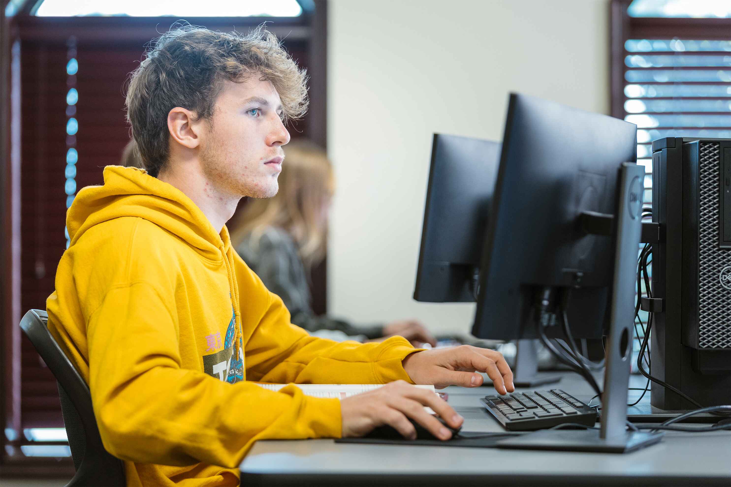 A student studies at CEI. The college’s new Associate of Engineering degree, launching in Fall 2026, is designed to prepare students to transfer to four-year universities as juniors in engineering programs.