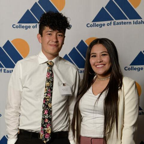 2 students posing for a photo