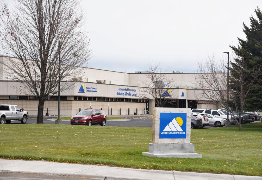 Industry & Trades Center